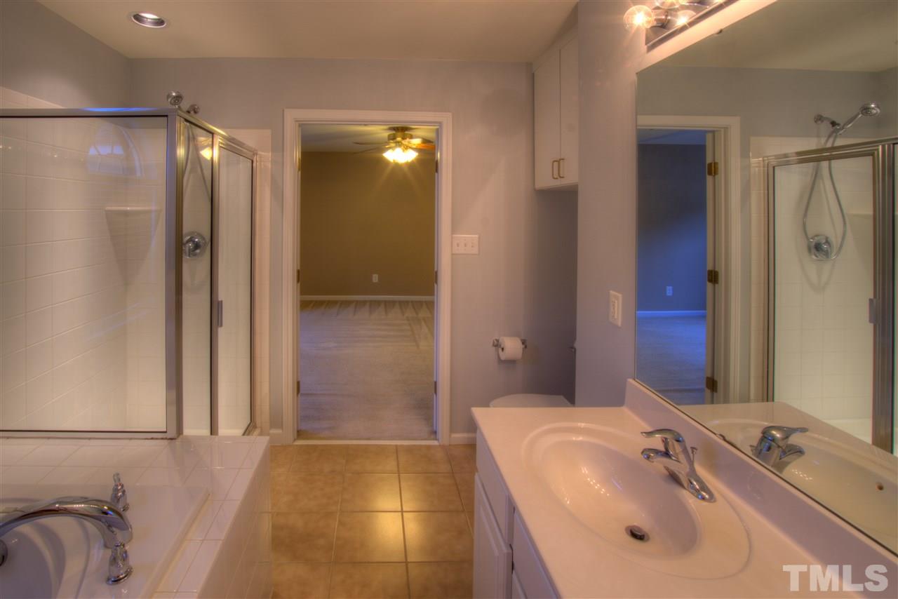 822 Swan Neck Lane Raleigh, NC 27615 - Photo 14 of 25 Gallery Image 14