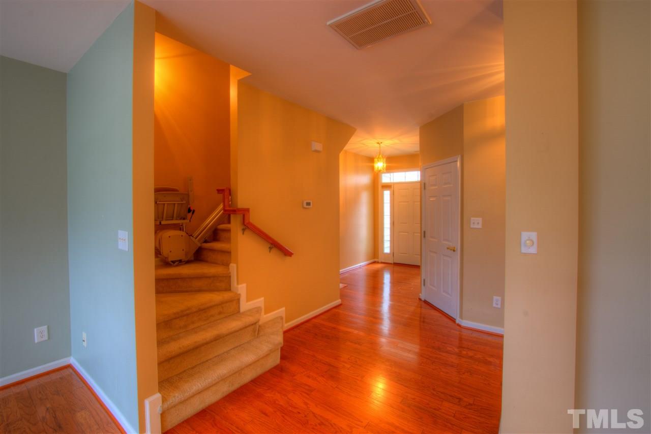 822 Swan Neck Lane Raleigh, NC 27615 - Photo 5 of 25 Gallery Image 5