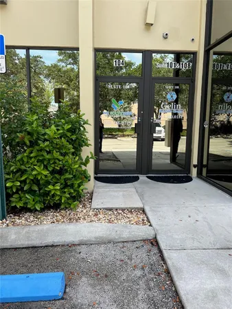 $2,100 | 4503 Northwest 103rd Avenue, Unit 104, Sunrise, FL 33351