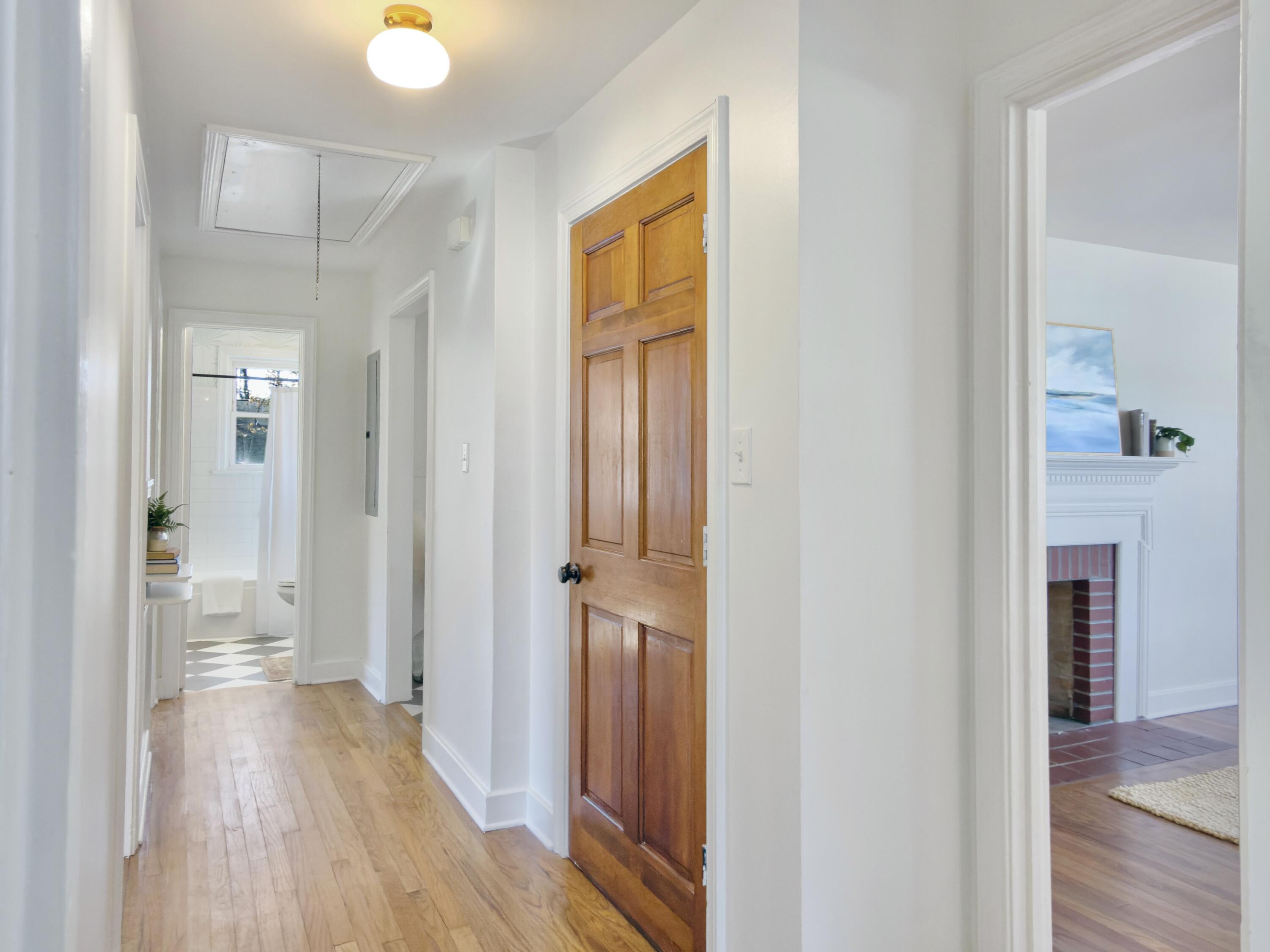 1945 Swift Avenue Charleston, SC 29407 - Photo 42 of 67 Hallway