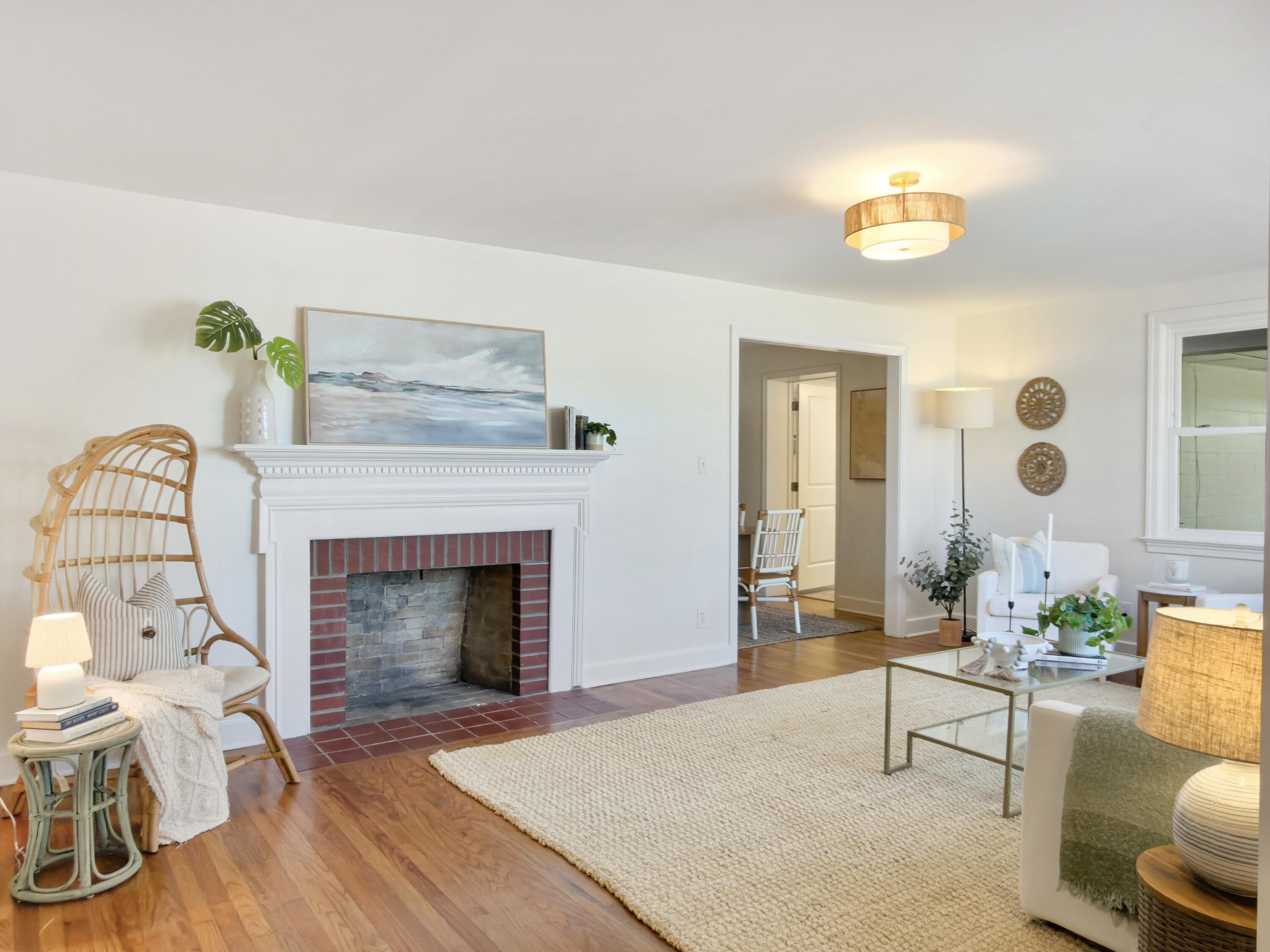 1945 Swift Avenue Charleston, SC 29407 - Photo 7 of 67 Living Room