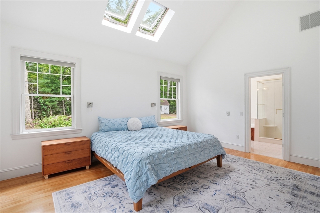 72 Indian Cove Road Marion, MA 02738 - Photo 13 of 40
