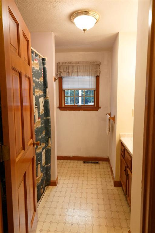 588 New Dam Road North Waterboro, ME 04061 - Photo 8 of 17 Photo