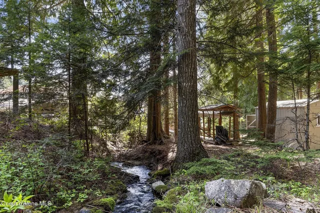 $1,100,000 | 29955 North Isle View Road, Spirit Lake, ID 83869