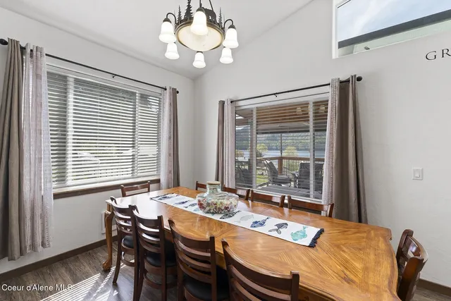 $1,100,000 | 29955 North Isle View Road, Spirit Lake, ID 83869