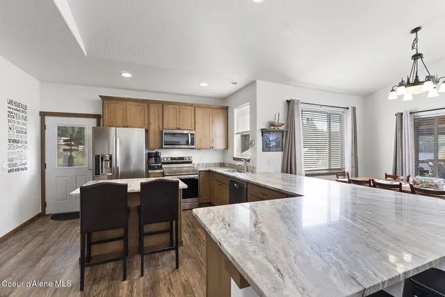 $1,100,000 | 29955 North Isle View Road, Spirit Lake, ID 83869