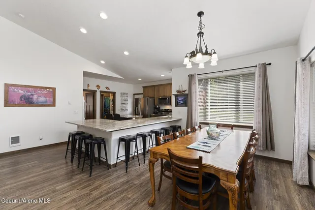 $1,100,000 | 29955 North Isle View Road, Spirit Lake, ID 83869