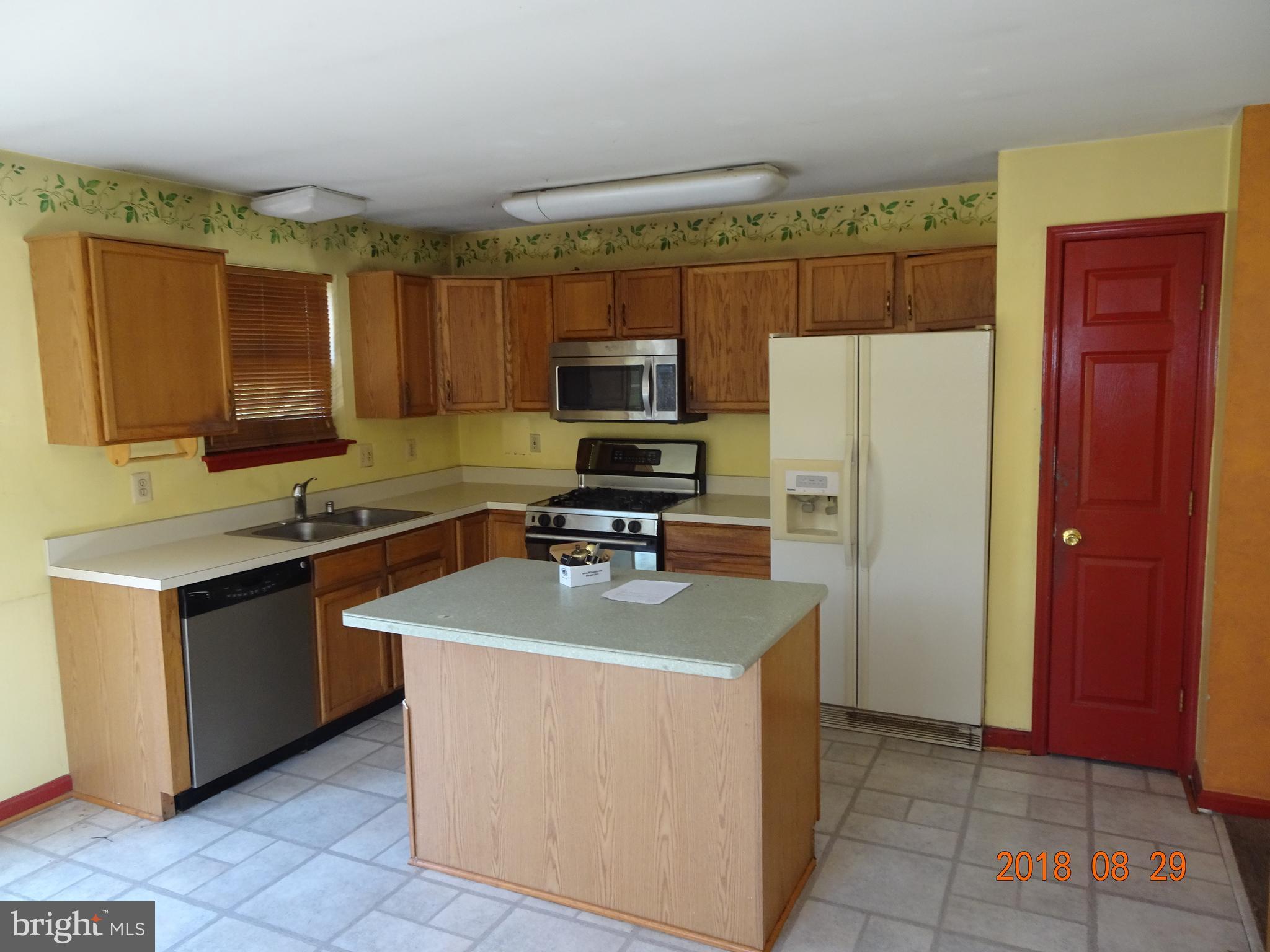 3245 Atlee Ridge Road New Windsor, MD 21776 - Photo 4 of 18 Kitchen