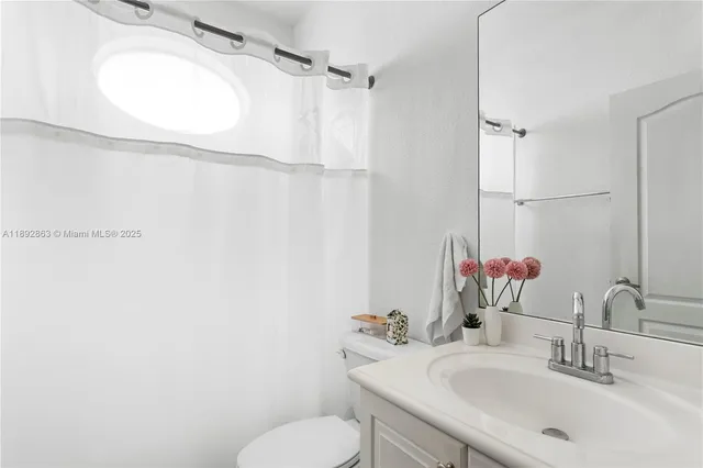 $660,000 | Islands of Doral, Doral, FL 33178