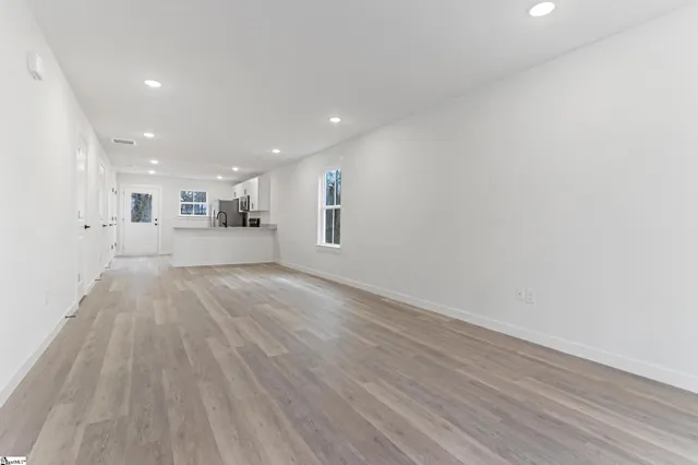 $399,998 | 251-253 Vanderbilt Road, Spartanburg, SC 29301