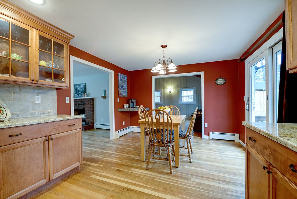 14 Sharon Road Windham, NH 03087 - Photo 20 of 40