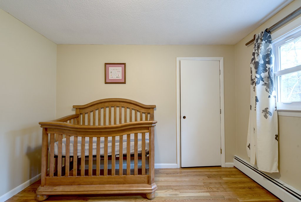 14 Sharon Road Windham, NH 03087 - Photo 31 of 40