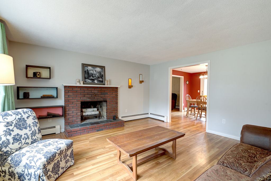 14 Sharon Road Windham, NH 03087 - Photo 7 of 40