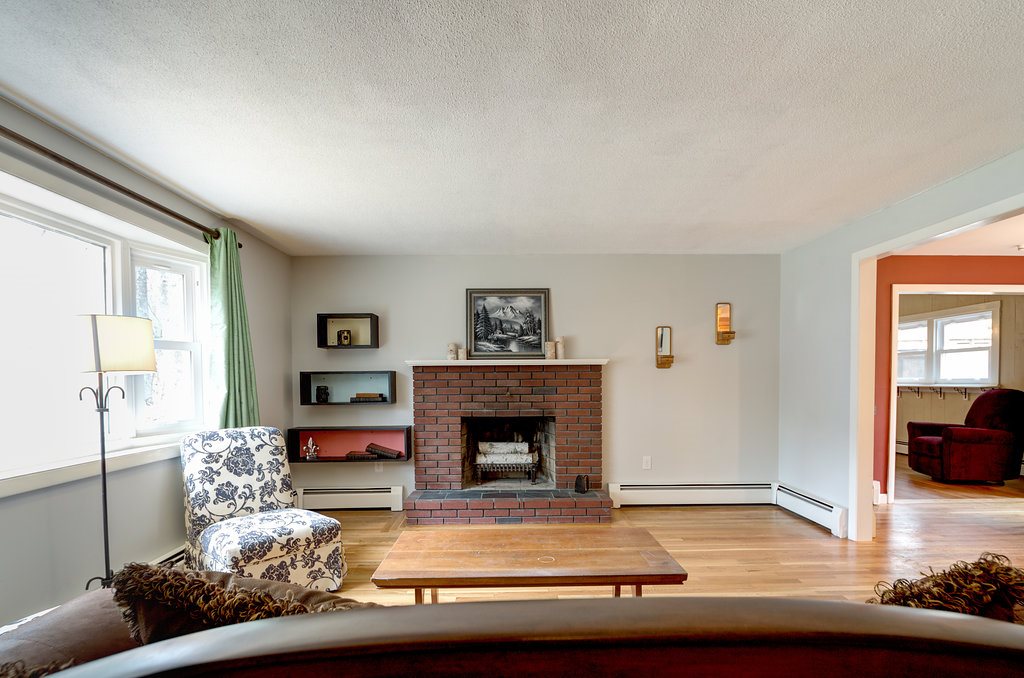 14 Sharon Road Windham, NH 03087 - Photo 8 of 40