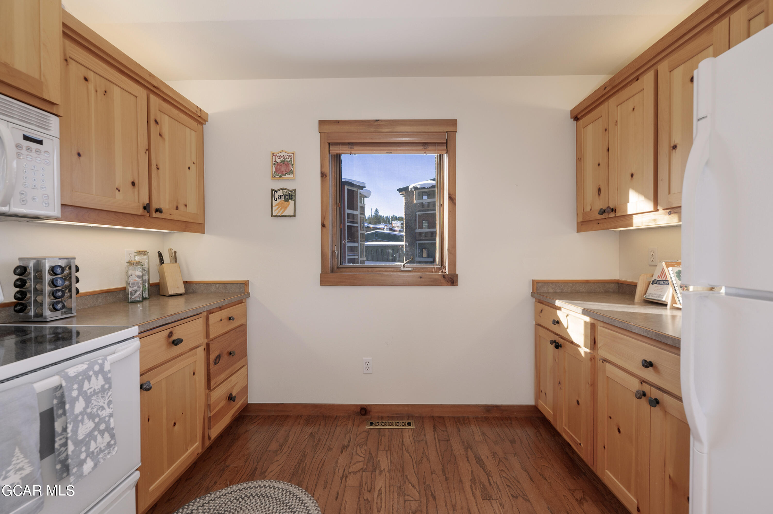 476 Kings Crossing Road Winter Park, CO 80482 - Photo 7 of 39 Real Wood Flooring