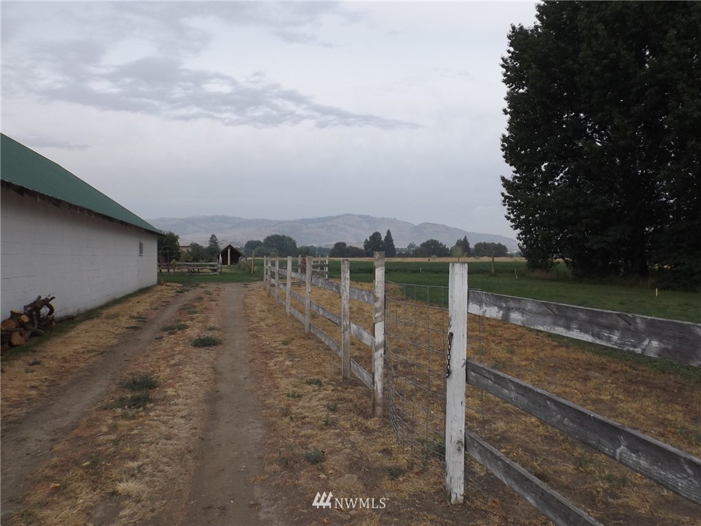 15 Woods Road Omak, WA 98841 - Photo 11 of 25