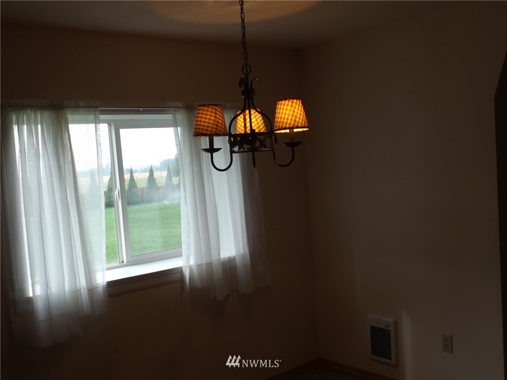 15 Woods Road Omak, WA 98841 - Photo 3 of 25