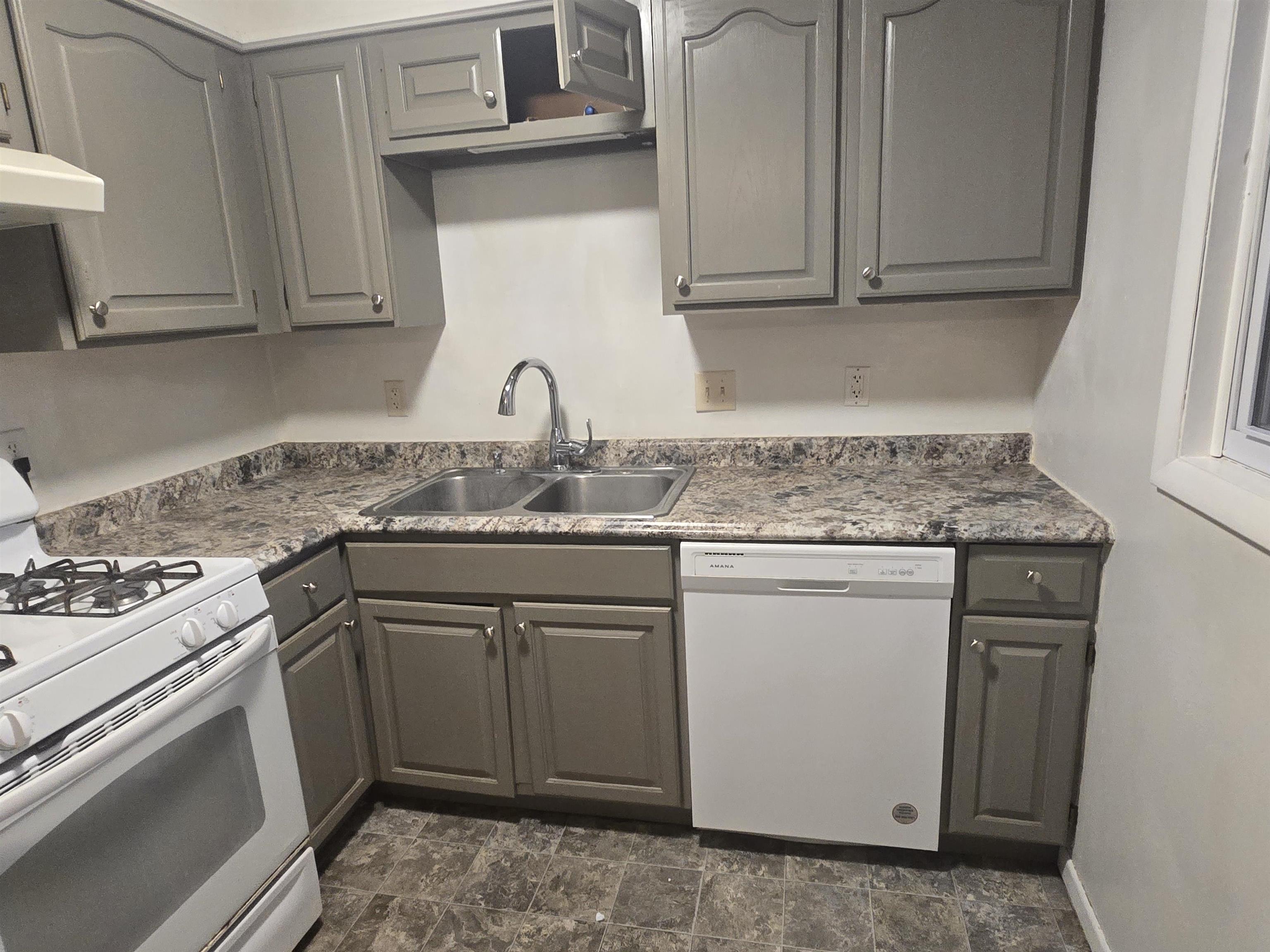 4617 Texas Madison, WI 53704 - Photo 17 of 56