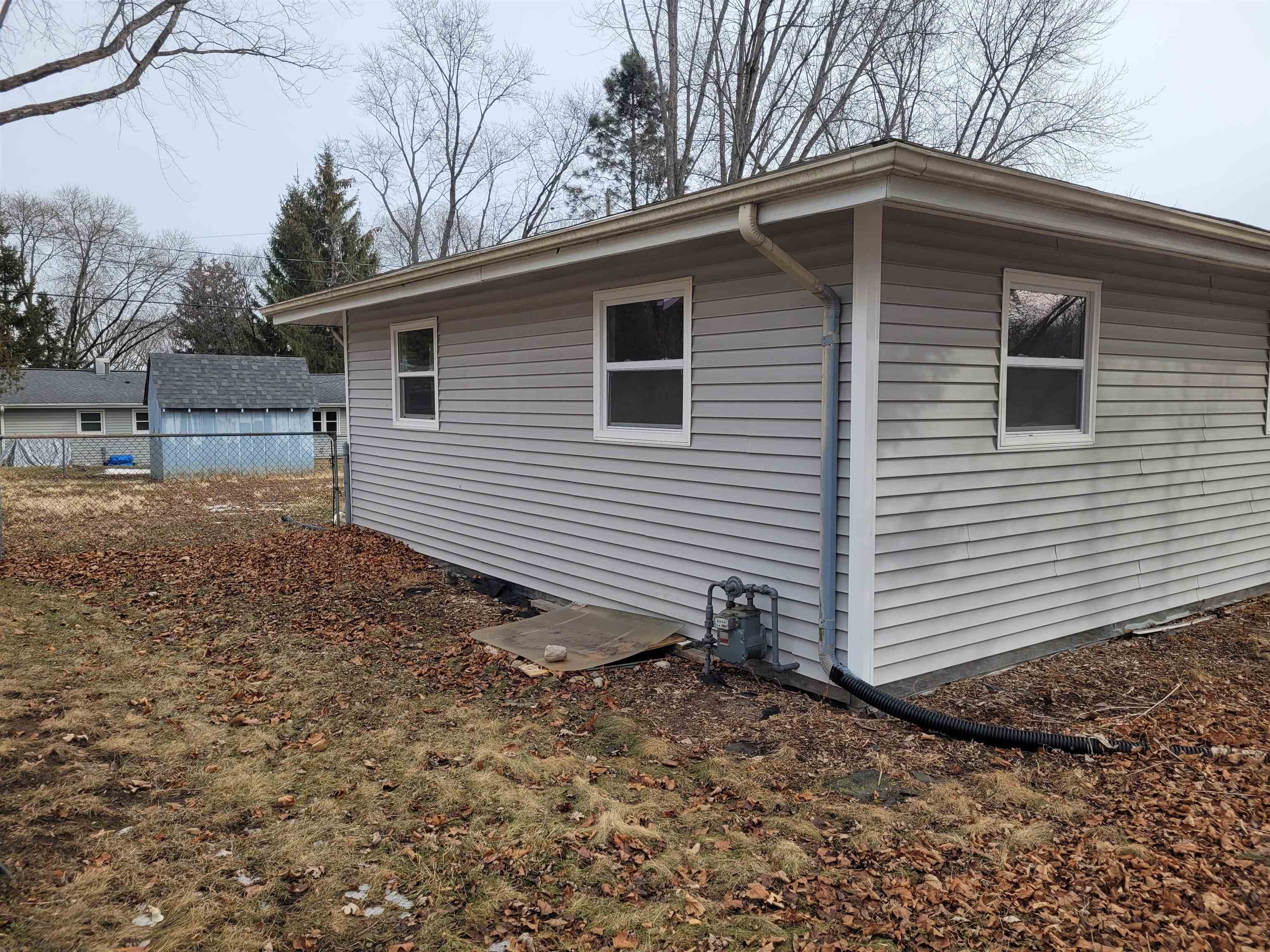 4617 Texas Madison, WI 53704 - Photo 4 of 56