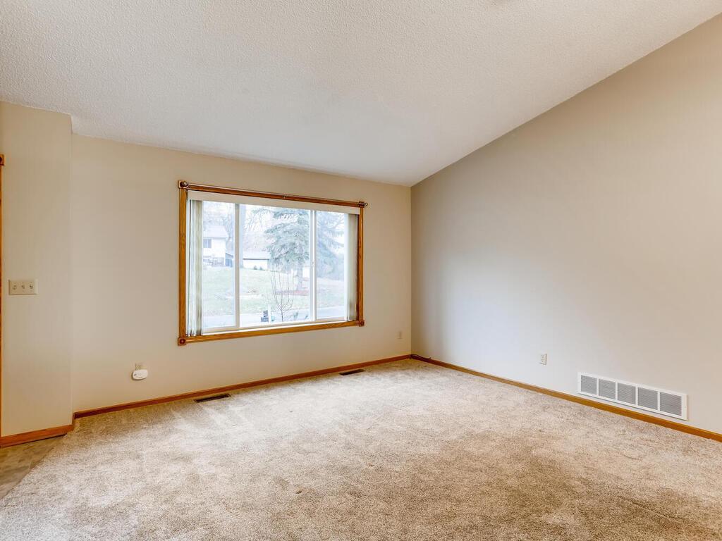 4719 Manchester Road Mound, MN 55364 - Photo 12 of 26