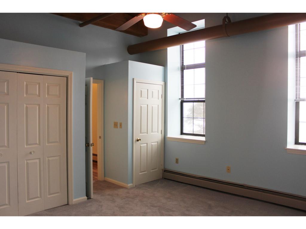 156 Front Street, Unit 105 Exeter, NH 03833 - Photo 16 of 18