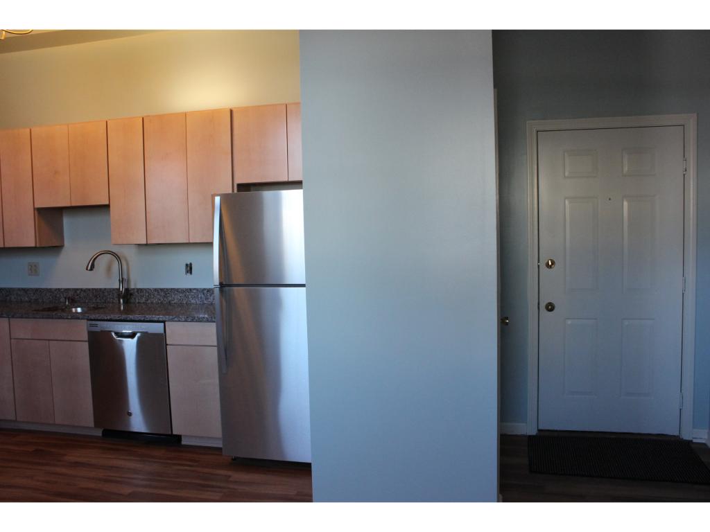 156 Front Street, Unit 105 Exeter, NH 03833 - Photo 5 of 18