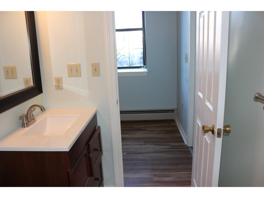 156 Front Street, Unit 105 Exeter, NH 03833 - Photo 9 of 18