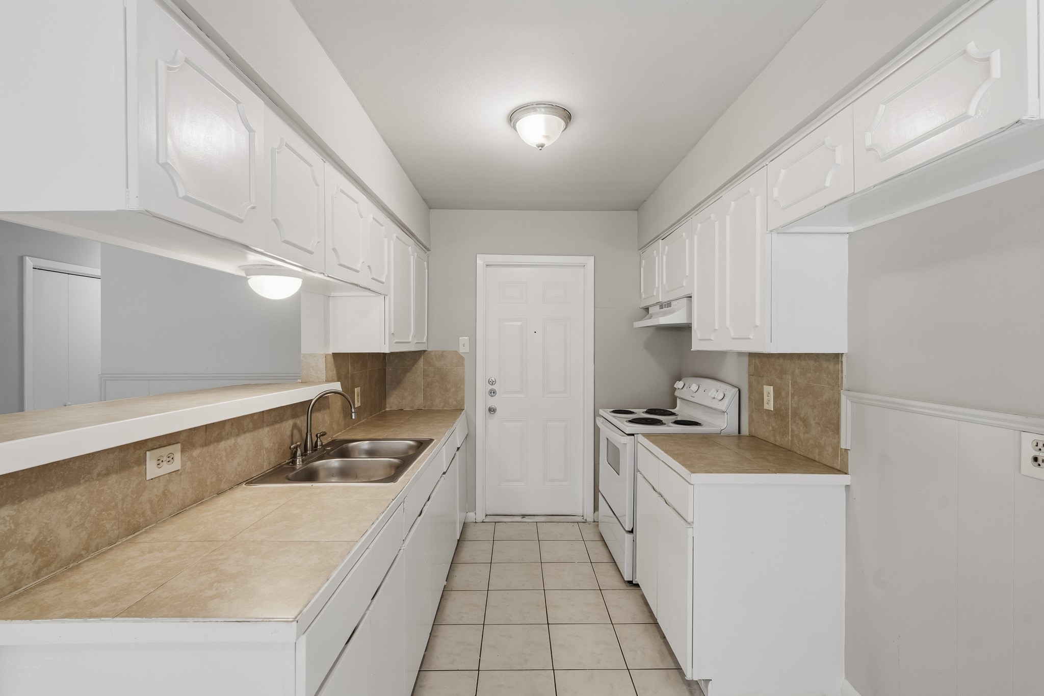 5239 Selinsky Road Houston, TX 77048 - Photo 7 of 18 Gallery Image 7