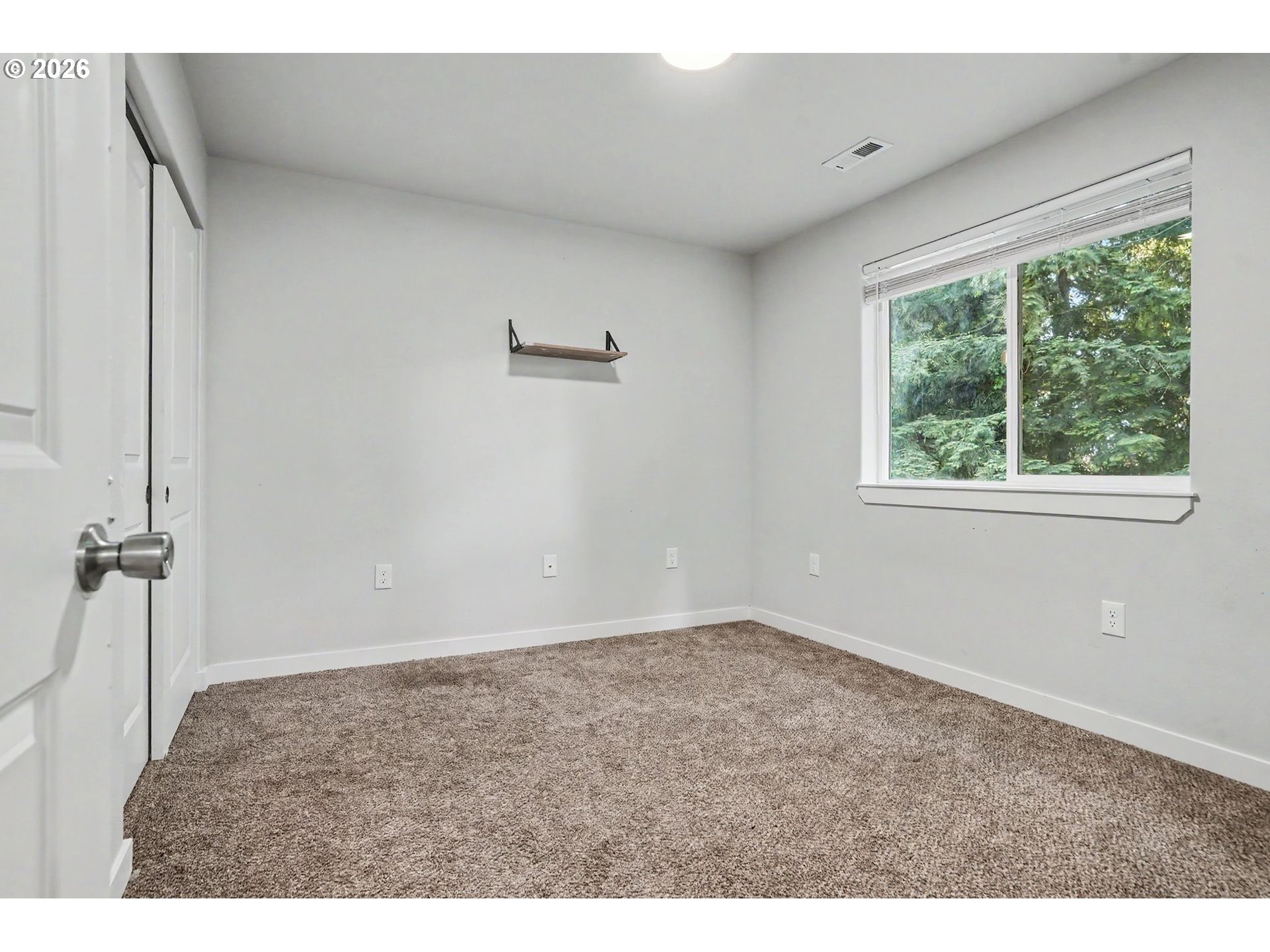 1671 Cooper Street Lebanon, OR 97355 - Photo 18 of 44