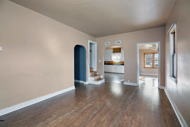 $100,000 | 225 West Station Street, St. Anne, IL 60964