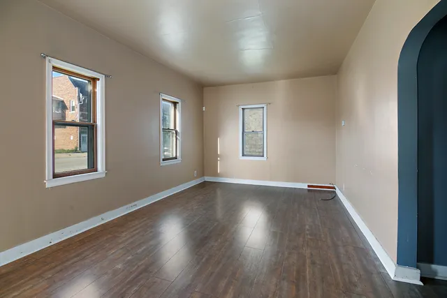 $100,000 | 225 West Station Street, St. Anne, IL 60964