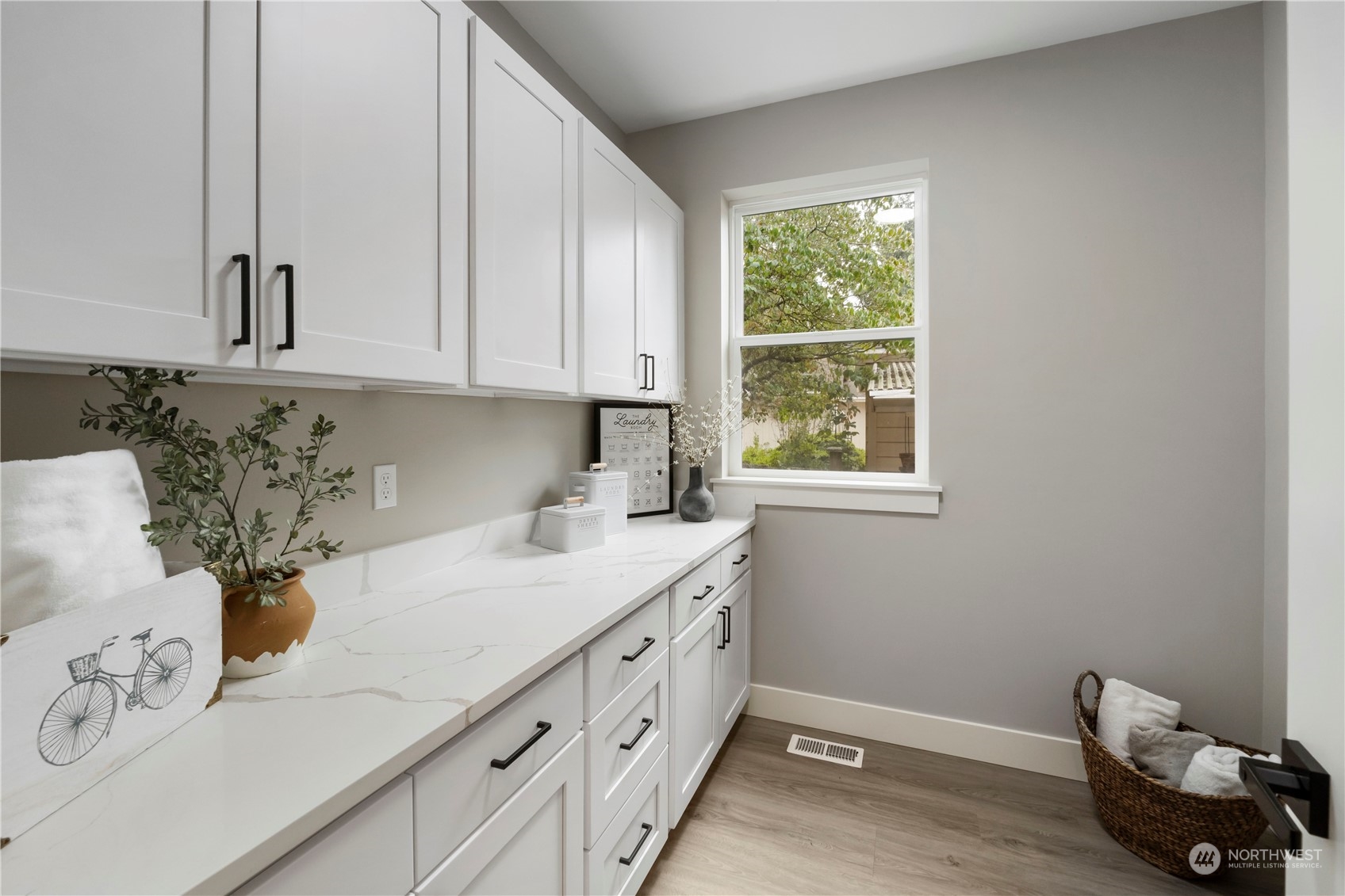 6602 Vandermark Road East Bonney Lake, WA 98391 - Photo 24 of 39 Gallery Image 24
