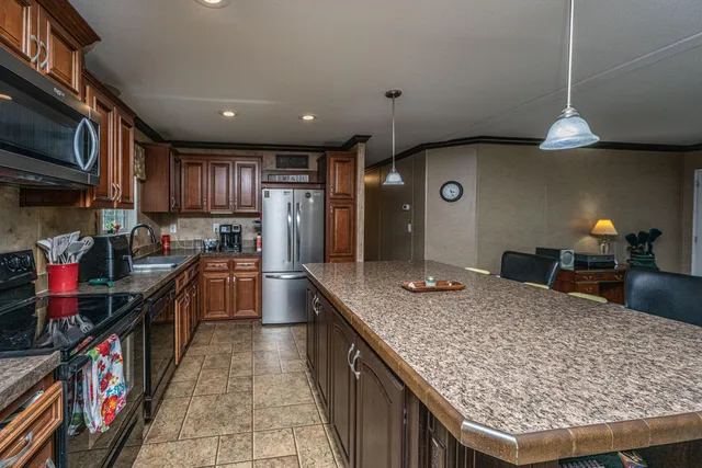 $318,500 | 725 Hildebrand Drive, Bonneau, SC 29431