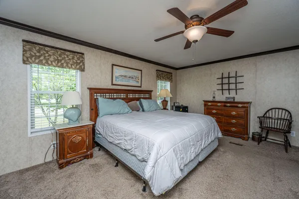 $318,500 | 725 Hildebrand Drive, Bonneau, SC 29431