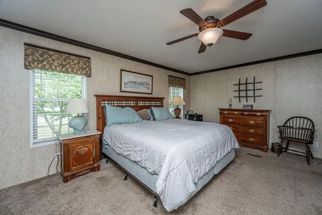 $318,500 | 725 Hildebrand Drive, Bonneau, SC 29431