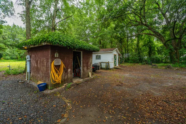 $318,500 | 725 Hildebrand Drive, Bonneau, SC 29431