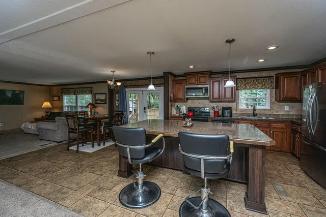 $318,500 | 725 Hildebrand Drive, Bonneau, SC 29431