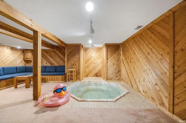 $189,900 | 5937 Sawmill Woods Court, Fort Wayne, IN 46835