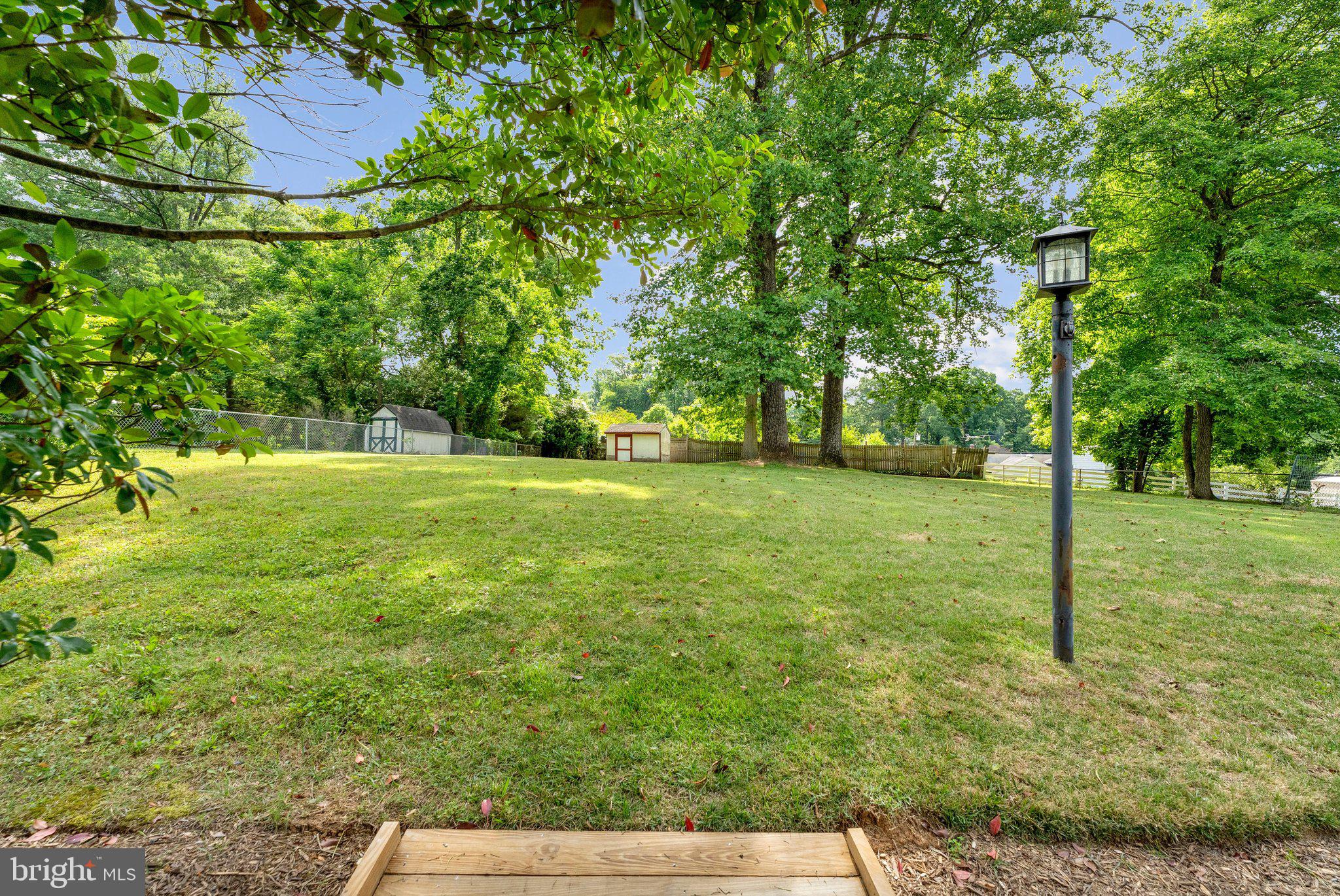 7618 Highland Street Springfield, VA 22150 - Photo 3 of 15