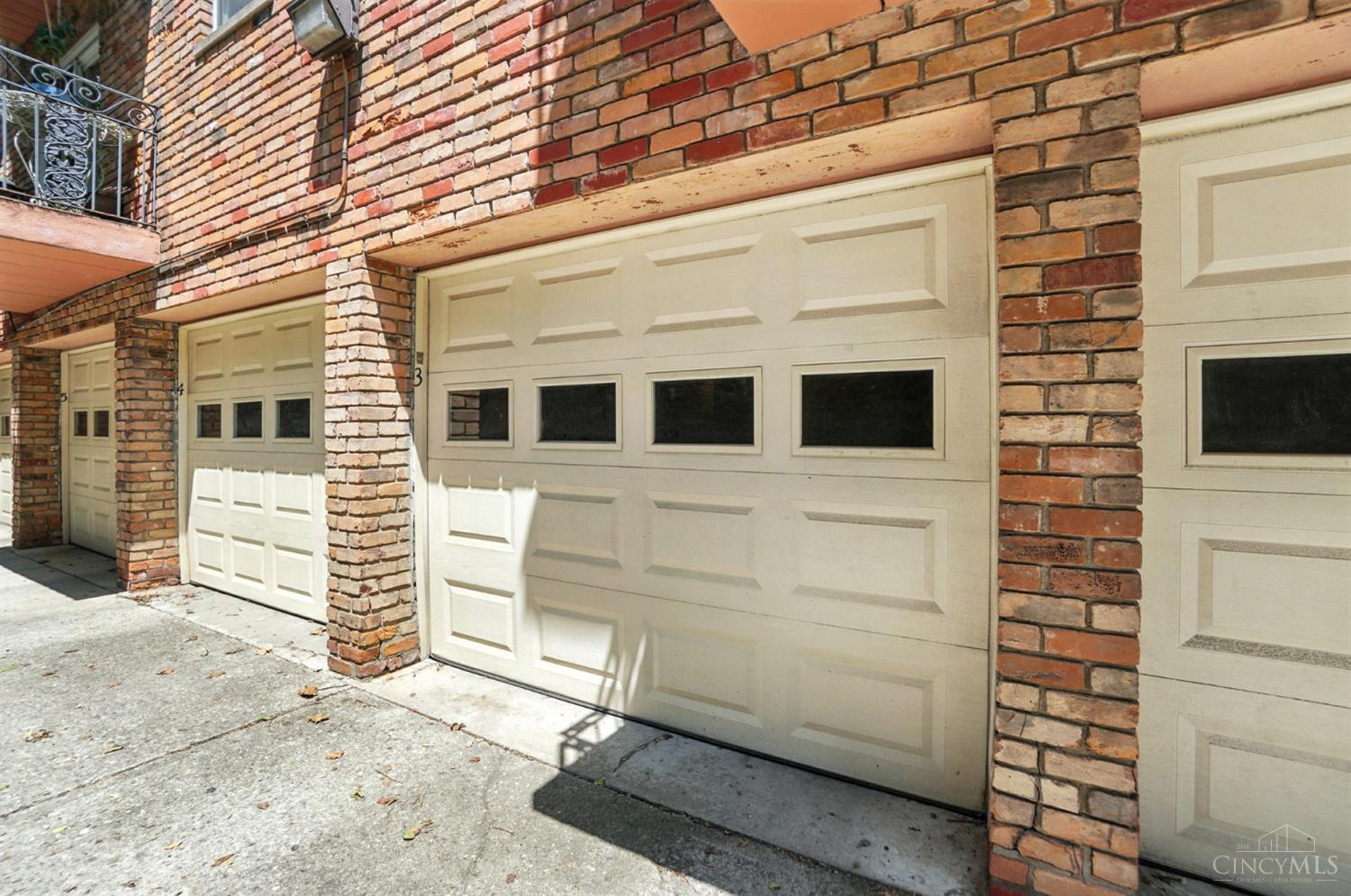 2270 Madison Road, Unit 1B Cincinnati, OH 45208 - Photo 47 of 53