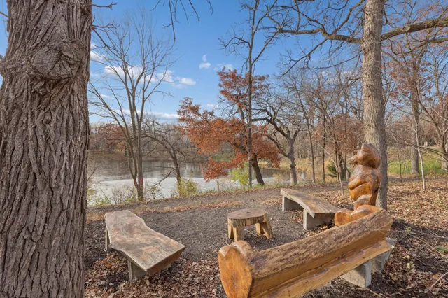 $243,000 | 319 River Woods Lane, Burnsville, MN 55337