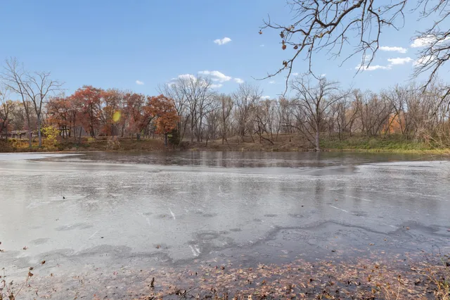 $243,000 | 319 River Woods Lane, Burnsville, MN 55337