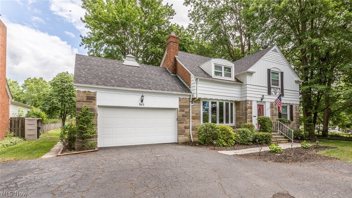 943 Richmond Road Cleveland, OH 44124 - Photo 33 of 34 Gallery Image 33