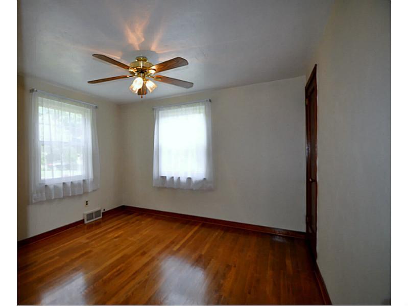 7923 Roderick Drive Pittsburgh, PA 15237 - Photo 18 of 23 Bedroom.