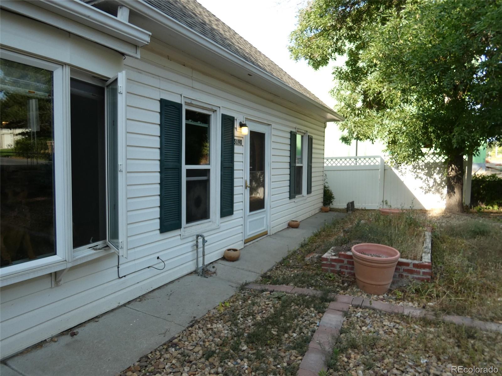 5190 Tabor Street Wheat Ridge, CO 80033 - Photo 4 of 36