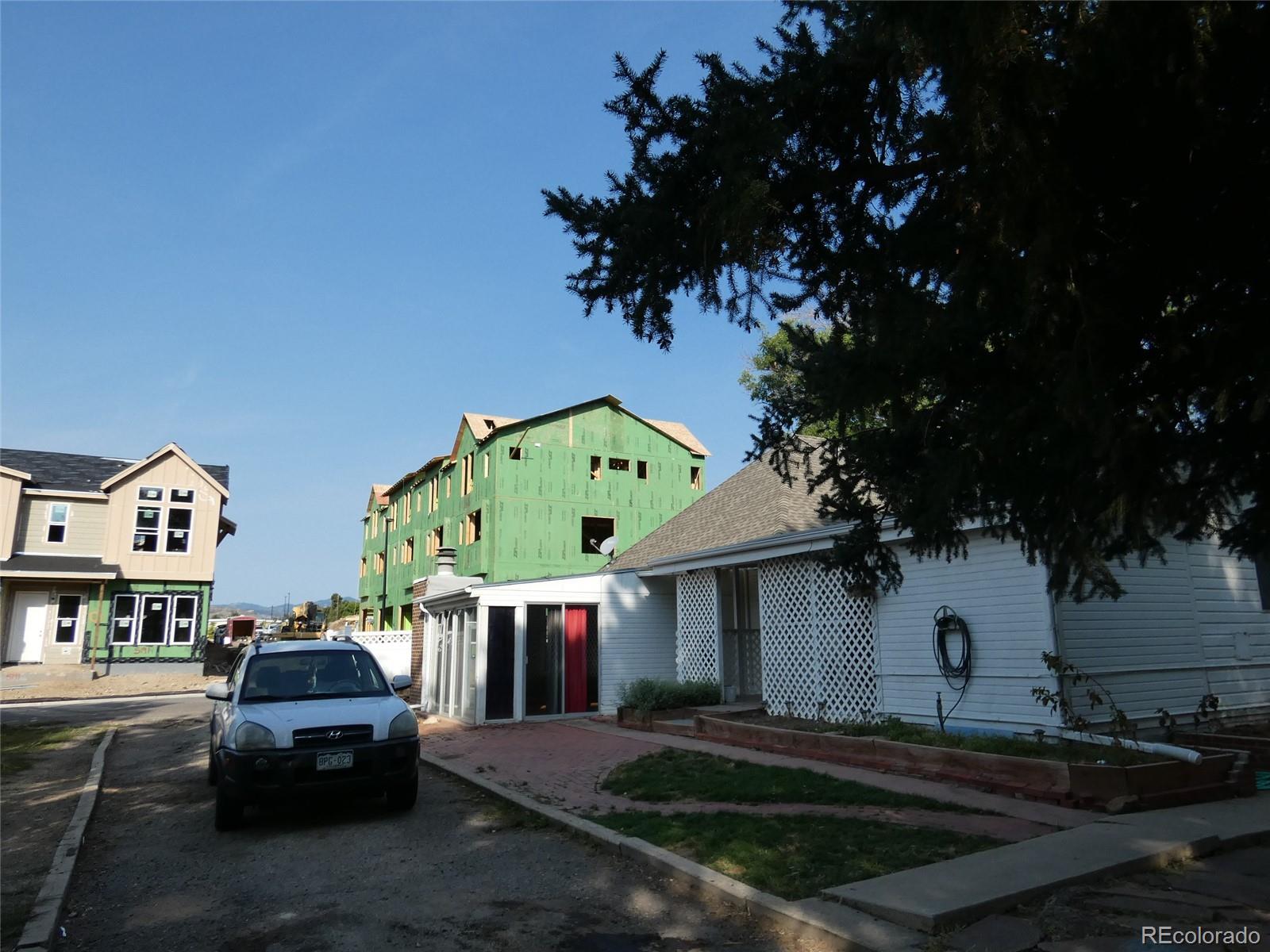 5190 Tabor Street Wheat Ridge, CO 80033 - Photo 5 of 36