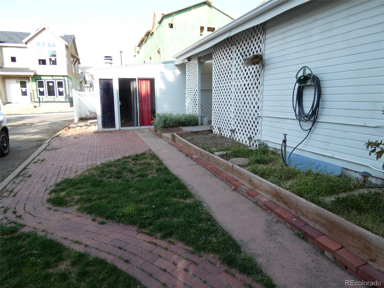 5190 Tabor Street Wheat Ridge, CO 80033 - Photo 6 of 36