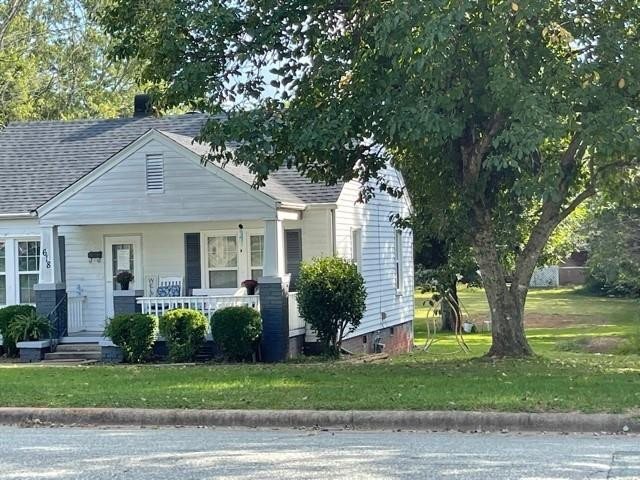 618 Providence Road Graham, NC 27253 - Photo 2 of 3 Gallery Image 2