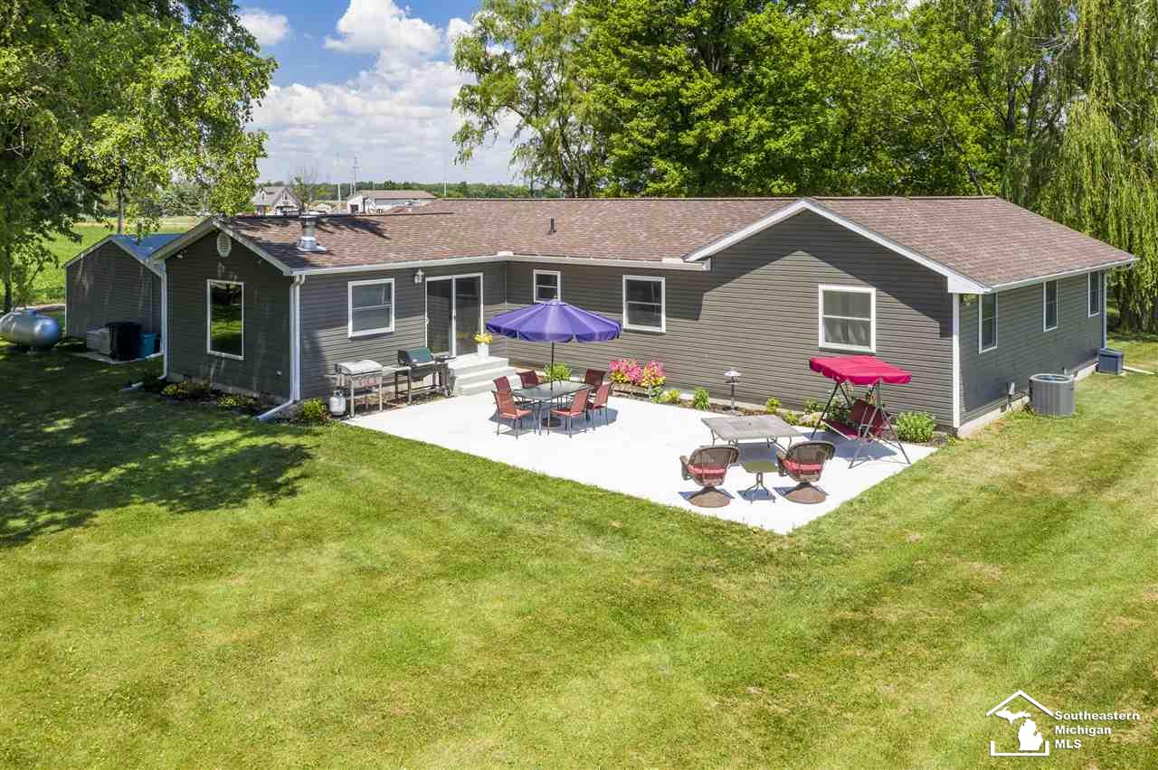 14141 Carroll Road Blissfield, MI 49228 - Photo 25 of 39 50016952-24.JPG