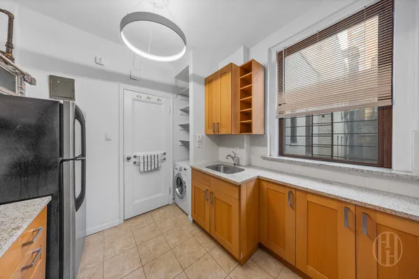 $525,000 | 3115 Broadway, Unit 61 | Morningside Heights